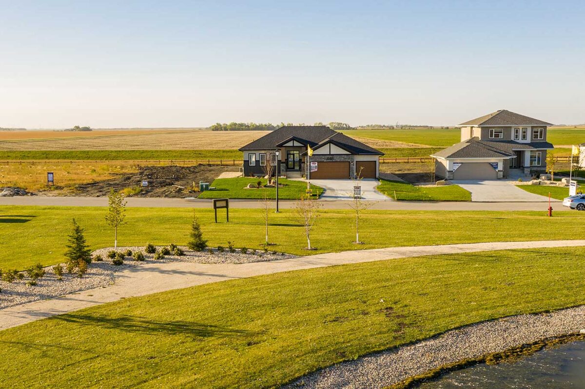 Grande Pointe Meadows Has It All City Comforts and Space to Breathe